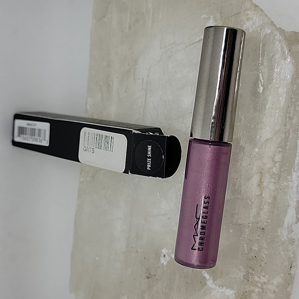 BNIB MAC Prize Shine Chromeglass